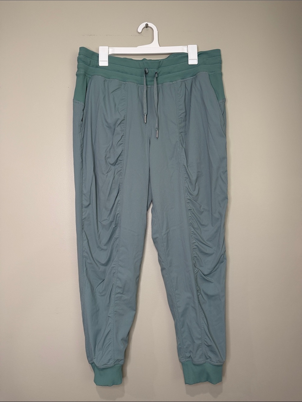 Lululemon Dance Studio Double Lined Teal 14